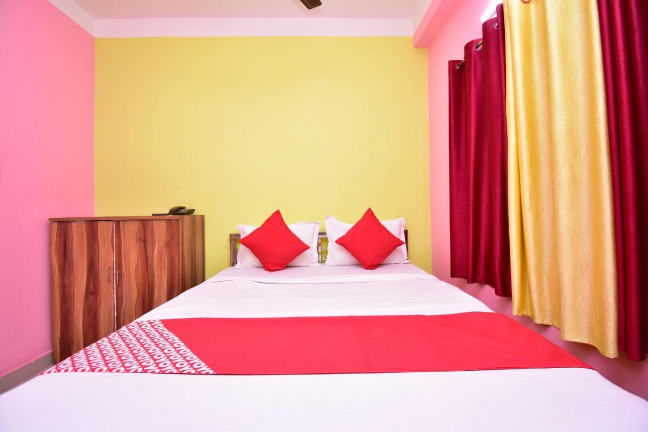 Oyo 16609 Trinayani Guest House Tarapith Exterior photo